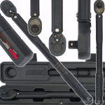 D&uuml;namomeeter-v&otilde;ti 3/8" RED TECHNIC 7&ndash;112 Nm, 369 mm, kohvriga