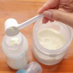 Toiduvalmistamisn&otilde;ud, k&uuml;psetuspaber, vormid, pika varrega lusikas &ndash; plastist kohvi, pulbri, teravilja, lemmikloomatoidu, v&uuml;rtside, 3g m&otilde;&otilde;telusikas