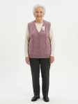 N&ouml;&ouml;pidega kootud vest