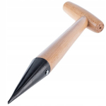 Puidust k&auml;epidemega piknik pulkade istutamiseks