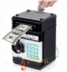 Sea rahakast Airi, must seif PIN-koodiga