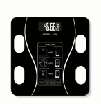 &Otilde;nnelike inimeste ja kehakaalu kaalujaotus LCD-ekraaniga