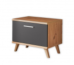 Jalan&otilde;udekapp Pavo, hall