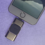 USB pulk USB m&auml;lupulk - &Uuml;hildub iPhone, iPad, Android ja Arvutitega - Saadaval Suurustes 32GB kuni 512GB Sinu Meedia jaoks., Auksinės spalvos