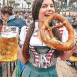 Naised Oktoberfesti kost&uuml;&uuml;mid t&auml;iskasvanud dirndl saksa traditsioonilise baieri &otilde;llekarnevali Fr., Dark Green_L
