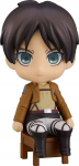 Nendoroidi kuju Eren Yeager &ndash; R&uuml;nnak Titanile
