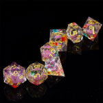 Sarini 7-osaline t&auml;ringukomplekt vedela s&uuml;damiku ja vaiguga, teravate servadega, pol&uuml;eedrilised dnd t&auml;ringud dungeons and dragons, rpg, mtg lauam&auml;ngude jaoks (lilla lill)