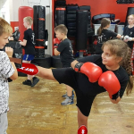 Laste s&auml;&auml;rekaitsmed - Mma - Muay Thai - Kickboxing - poistele ja t&uuml;drukutele