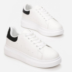 Tennised naistele paksu tallaga, valge