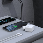Seinale paigaldatav telefonilaadija 45W 2xUSB-C koos kaabliga
