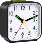 Raadiod ja &auml;ratuskellad, vaikne analoog &auml;ratuskell &ndash; v&auml;ike mittetiksuv reisi &auml;ratuskell &ouml;&ouml;valguse ja edasil&uuml;kkamise funktsiooniga