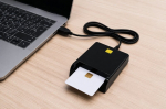 iLike USB Smart Card Reader, Contact IC Card Reader for Digital Signature, eID, Banking & Government Cards Black