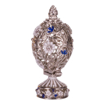 Faberge stiilis muna lillede ja liblikatega