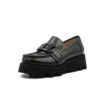 Kingad naistele Nicolo Ferretti 842305, must