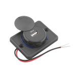 S&uuml;vistatud madala profiiliga autolaadija, mille kaas on v&auml;lja l&uuml;litatud: USB-A QC3.0, sisse: 12V24V
