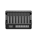 Laadija 3,6 V / 3,7 V / 1,5 V ja 1,2 V Ni-MH XTAR MX8 liitiumioonakudele.