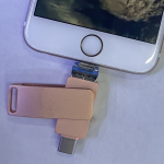 M&auml;lupulk iPhone/iPad jaoks, OTG 3-&Uuml;HES V&auml;lism&auml;lu, K&otilde;rge Kiirusega USB 3.0 Fotopulk T&uuml;&uuml;p C Pordiga.