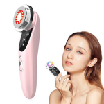 EMS-i n&auml;omasseerija ja -puhastusvahend LED-footonidega