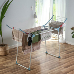 Seisev pesukuivati 175 cm riiete jaoks, k&auml;epidemetega kokkupandav