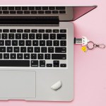 USB pulk Wondee Molang 2-in-1 v&otilde;tmehoidja + usb ja usb c m&auml;lupulk naljakas 32 gb, molang figuurid koos t&auml;iendava usbc adapteriga kingitused armas ja kawai usb m&auml;lupulk loom