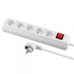 Pikendusjuhe 5 pistikupesaga, maandus ja l&uuml;liti, 5m, valge