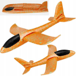 Lastele m&otilde;eldud vahtplastist lennuk, lihtne kokku panna ja lennata