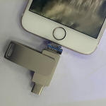 USB pulk M&auml;lupulk iPhone/iPad jaoks, OTG 3-&Uuml;HES V&auml;lism&auml;lu, K&otilde;rge Kiirusega USB 3.0 Fotopulk T&uuml;&uuml;p C Pordiga., Sidabrinis