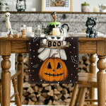 Halloweeni lauak&auml;ija dekoratiivse tr&uuml;kimustriga mitmev&auml;rviline 40x100 cm &mdash; halloween kaunistused, s&uuml;gis kodutekstiil, laualina, s&ouml;&ouml;gitoa dekoor, pol&uuml;estrist lauakate, laua katmine, k&ouml;&ouml;gitarvikud