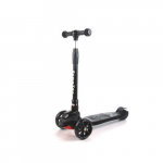 Kolmerattaline roller Scooter must
