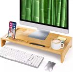 Bambuse alus monitori jaoks