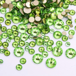 M&auml;ekristallid, klaasist, Golden base-light green