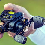 1tk 6.4:1 K&auml;igusuhe Roostevaba Terasest Kalap&uuml;&uuml;gi Rull, 4+1 BB Madal Profiiliga Baitcasting Rull., Juoda ir raudona