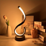 Spiraalne LED laualamp