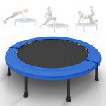 **Fitnessi batuut**, l&auml;bim&otilde;&otilde;t: 81 cm**. Sobib kasutamiseks nii **siseruumides kui ka &otilde;ues**. Maksimaalne kandev&otilde;ime: **100 kg**. Varustatud **kaitse&auml;&auml;rega**, sobib nii **lastele kui ka t&auml;iskasvanutele**. **Mini batuut, sinine, "HB"**.
