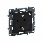 Maandusega pistikupesa ja USB-C laadija pesa Niloe step Legrand 864527 (must)