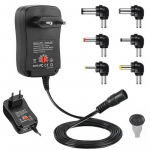 CP UCH1 Universaalne 12/30W (Maks 2.1A) Toiteadapter + USB 3-12V manuaal & 6 pistikut komplektis Must