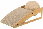 Kraapimispost kassile Trixie Ramp With Ball, 40 cm x 17 cm x 20 cm