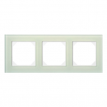 Kolmene raam Liregus Epsilon, looduslik klaas v.