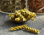 Mahe kikerherne makaronid Fusilli Nori vetikaga - 400 g