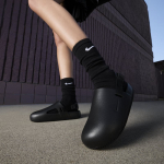 Nike Wmns Calm - Suurus 7 (FB2185-001 Sussid)