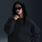 Nike 24.7 ImpossiblySoft Women's Dri-FIT Oversized Crew-Neck Top Black/ Dk Smoke Grey - Suurus M (HQ8193-010 T-s&auml;rgid)