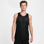 Nike Standard Issue - Suurus S (FZ0210-010 T-s&auml;rgid)