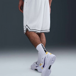 Nike Kobe - Suurus S (HV9988-100 )