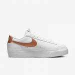Nike WMNS Blazer Low Platform - Suurus 44.5 (DQ7571-100 Vabaajajalatsid)