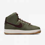 NIKE Wmns AIR FORCE 1 SCULPT WILD - Suurus 36.5 (FB7960-200 Vabaajajalatsid)