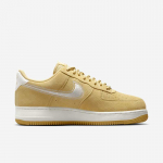 Nike Air Force 1 07 LV8 Low - Suurus 47.5 (HJ4465-700 Vabaajajalatsid)