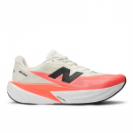 New Balance FuelCell Rebel v5 - Suurus 42.5 (MFCXLV5 Jooksujalatsid)