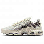 Nike Air Max Plus - Suurus 42.5 (DM0032-106 )