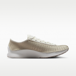 Nike Wmns Air Superfly - Suurus 38.5 (HQ7955-100 Vabaajajalatsid)