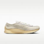 Nike Wmns Air Superfly Lx Sail/ Muslin-Soft Yellow - Suurus 44.5 (HQ9148-100 Vabaajajalatsid)